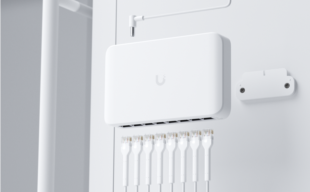Ubiquiti USW-LITE-8-POE | UniFi Lite 8 PoE Switch | 8 Gbps Switch – Default Title