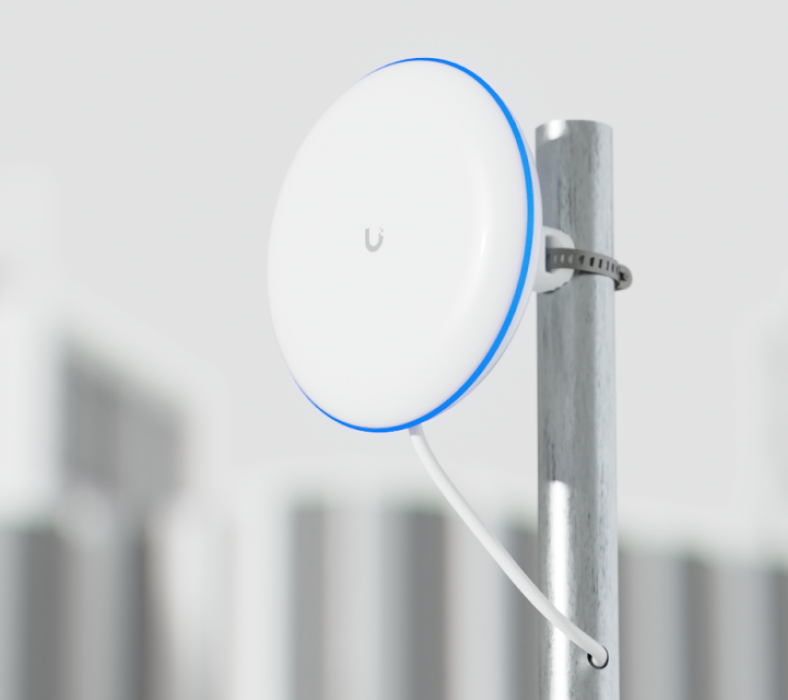 Ubiquiti UBB | UniFi Building‑to‑Building Bridge – Default Title